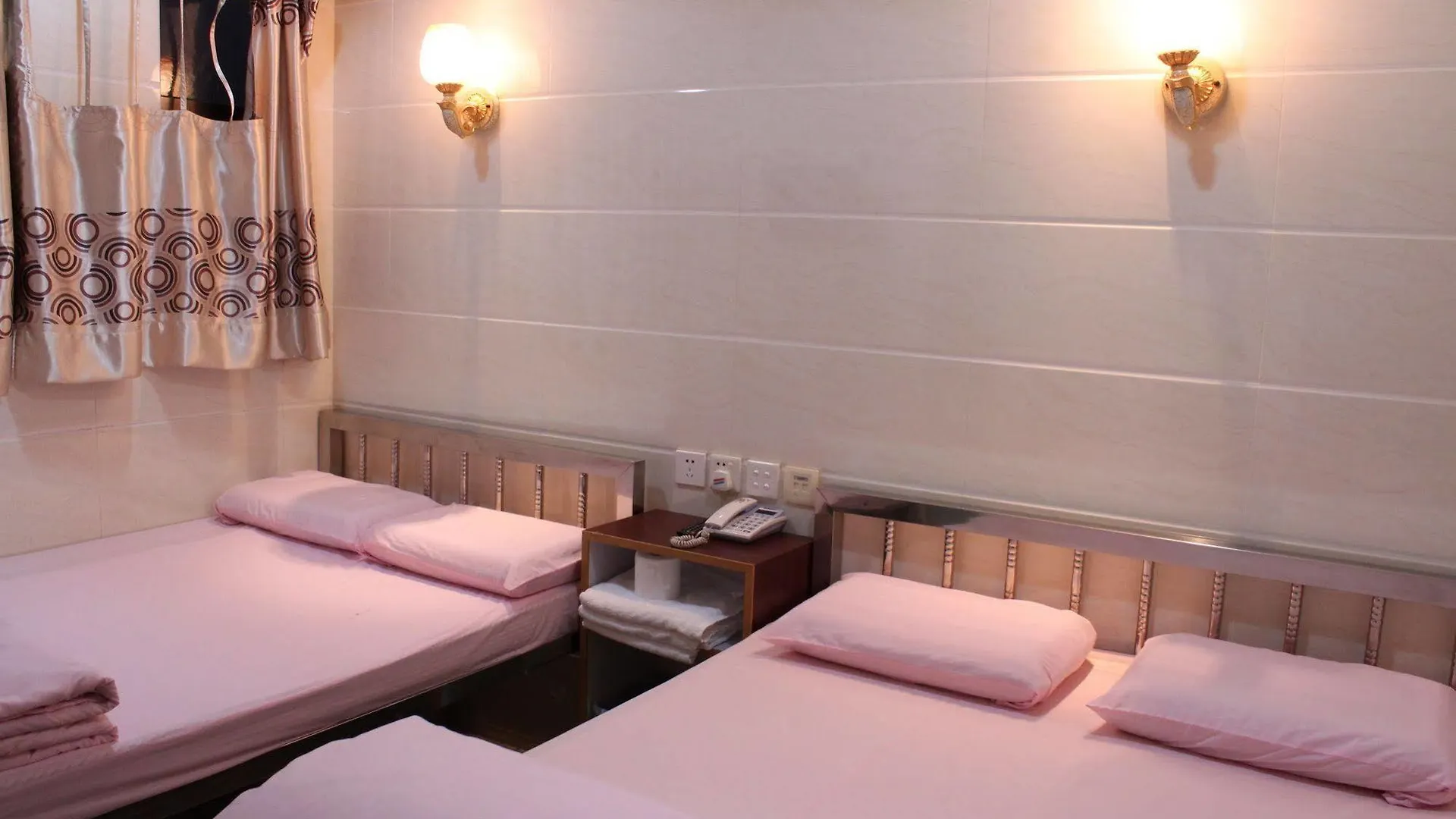 Asia Wifi Budget Hostel - Las Vegas Group Hostels Tsim Sha Tsui  2*, Tsim Sha Tsui (Hong Kong)