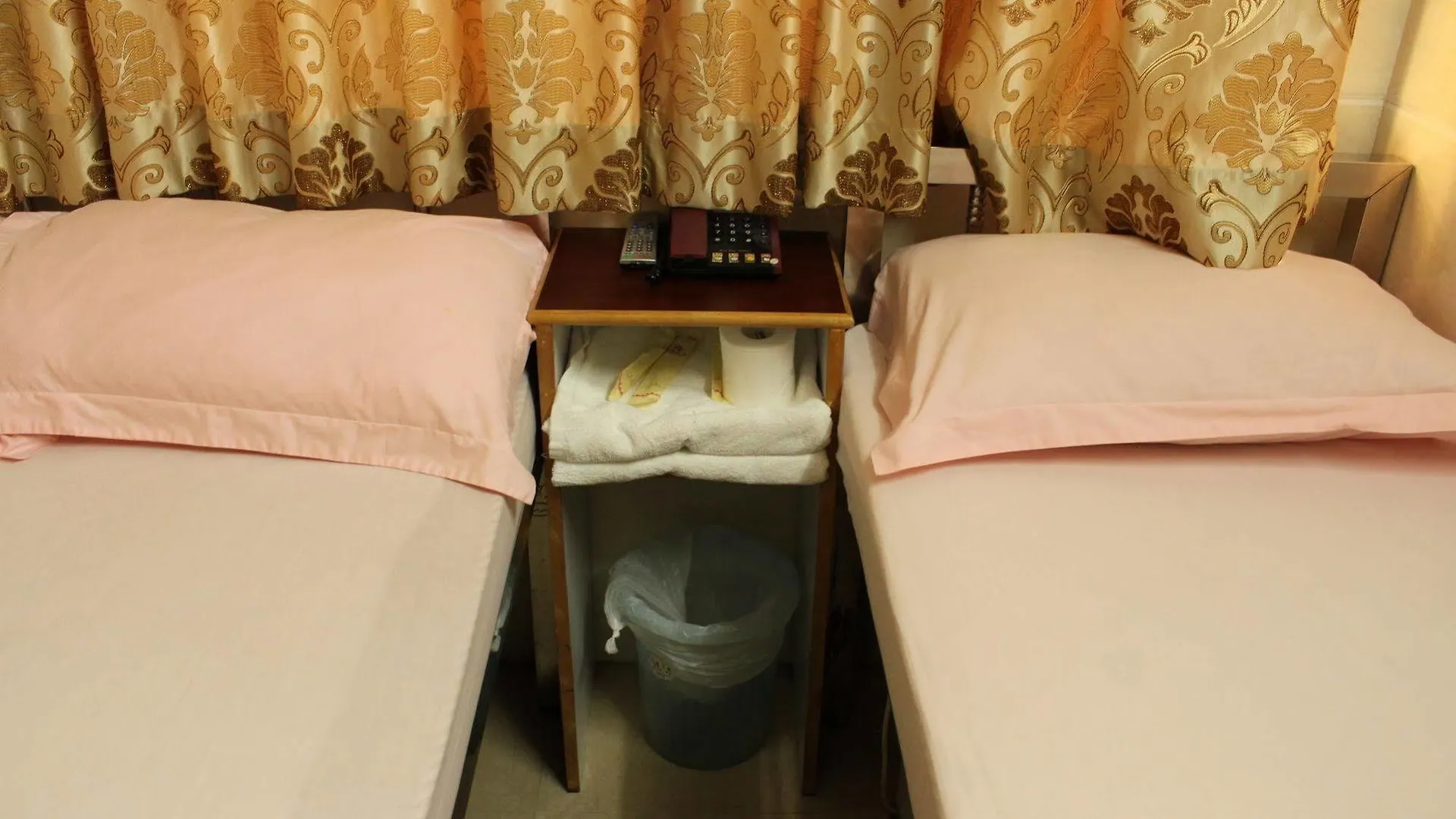 Asia Wifi Budget Hostel - Las Vegas Group Hostels Tsim Sha Tsui  2*, Tsim Sha Tsui (Hong Kong)