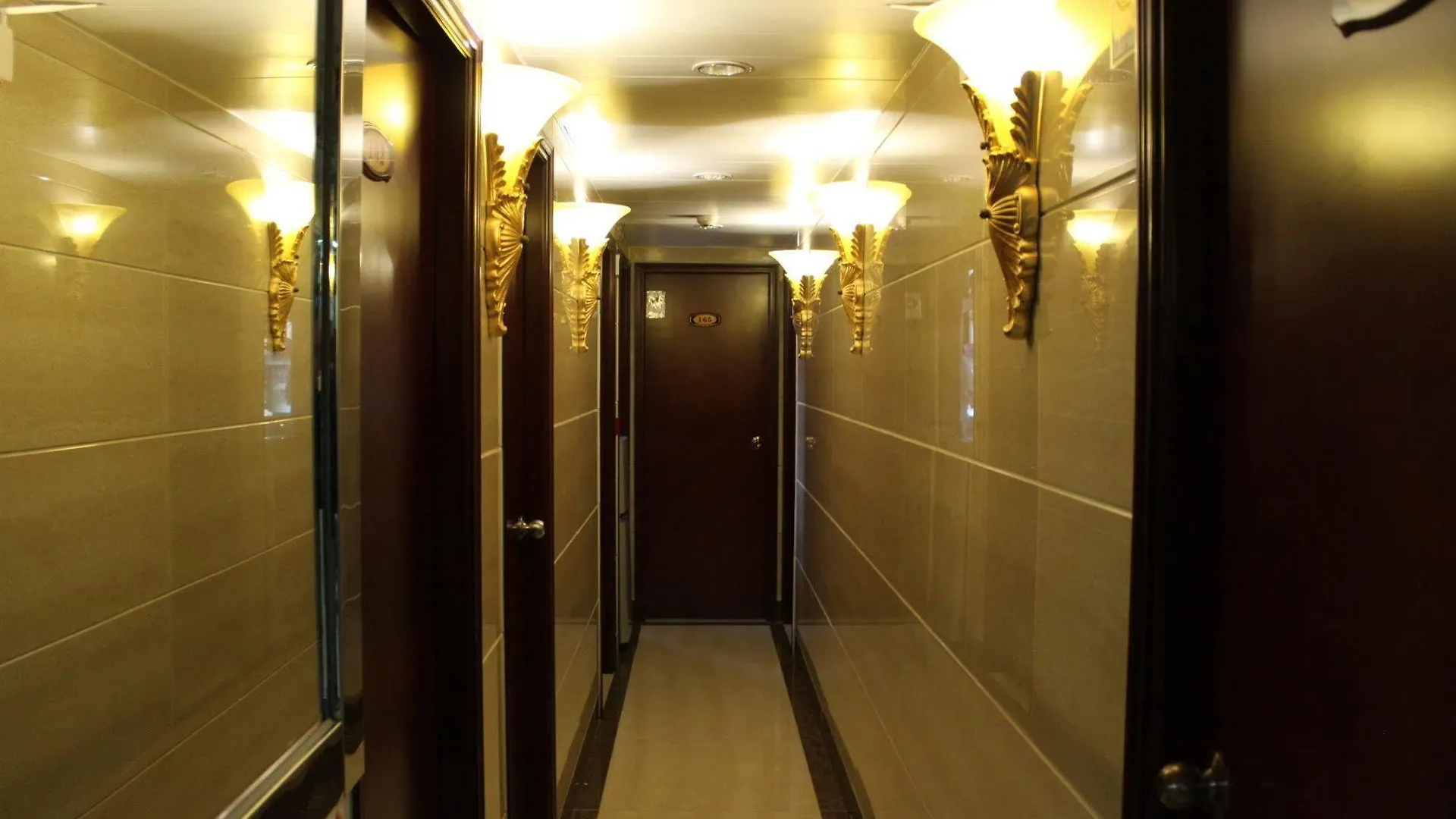 Asia Wifi Budget Hostel - Las Vegas Group Hostels Tsim Sha Tsui  Hotel